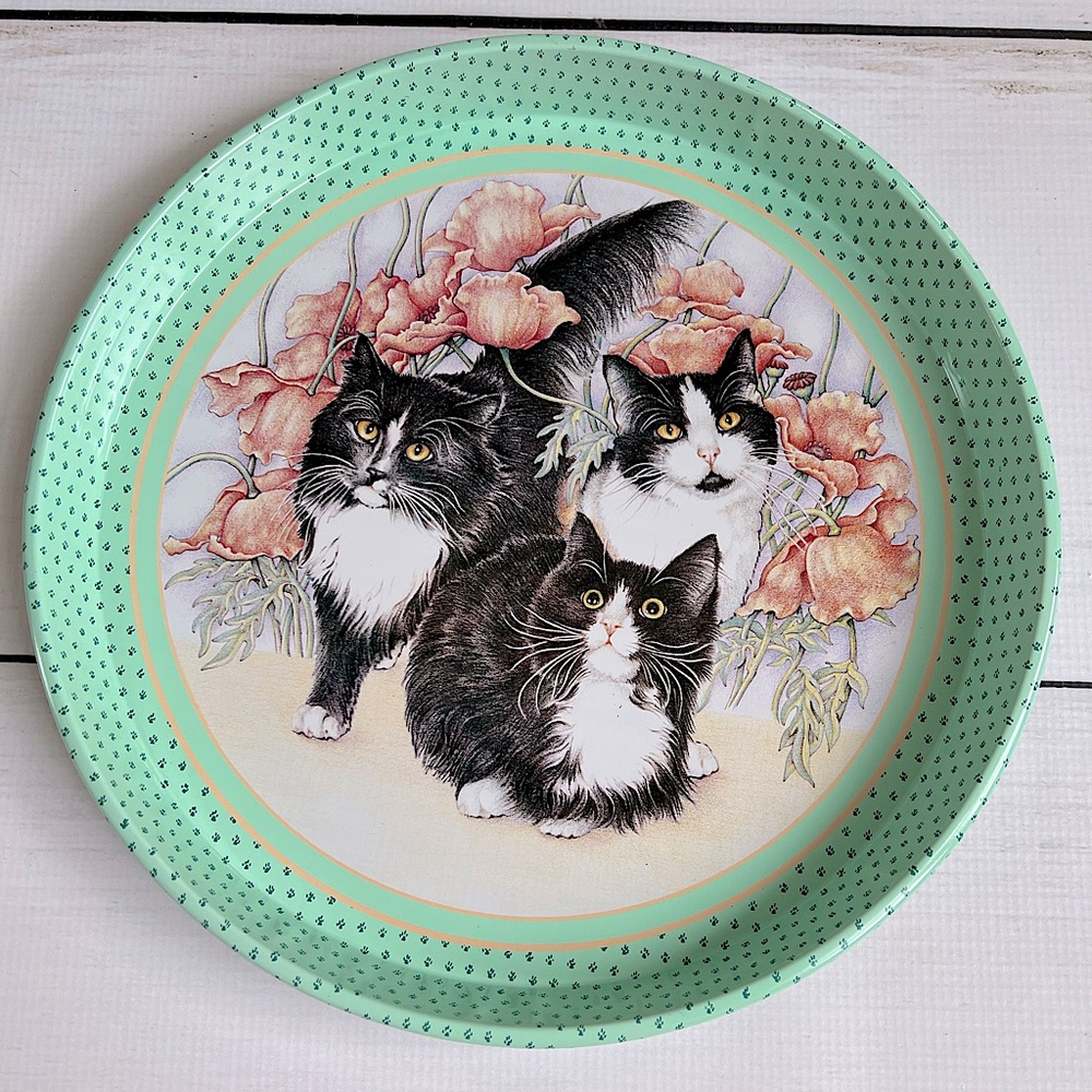 Vintage Cat Tin Tray